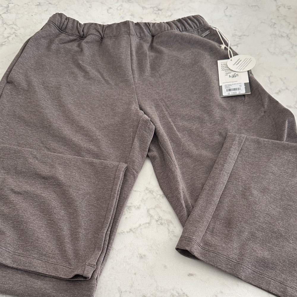 Vuori Halo Modern Straight Leg Pants in Chia Heather